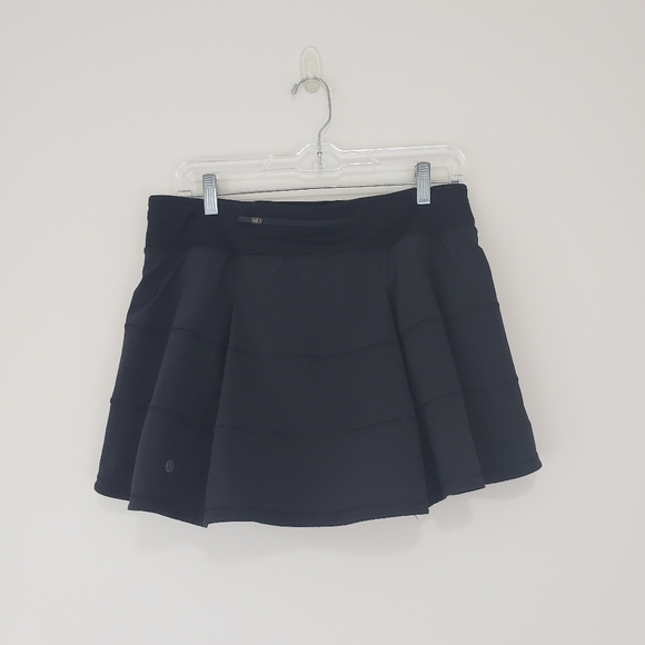 Lululemon Rival Pace Black Skirt Skort Size 8 Black Logo Ruffle - Picture 1 of 11